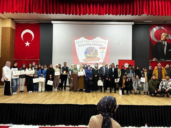 Hatay’da İmam Hatip Liseleri arası tiyatro yarışması