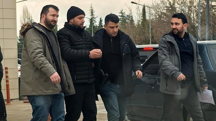 Firari hükümlü pencereden kaçmak isterken yakalandı