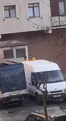 İstanbul - Güngören’de saklambaç oynayan çocuklar taşlar arasında ölü cenin buldu