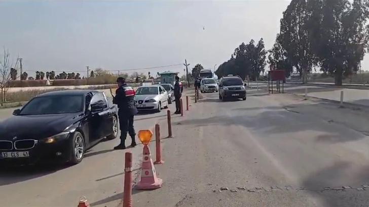 Adana'da jandarmadan cayrokopter destekli operasyon