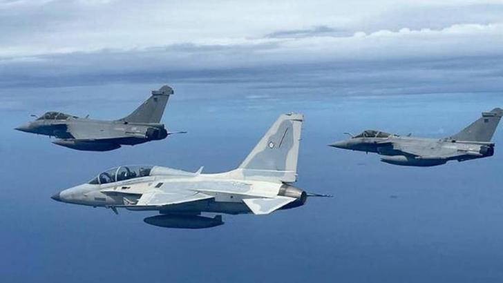 Filipinler Hava Kuvvetleri'ne ait savaş uçağının enkazına ulaşıldı: 2 ölü