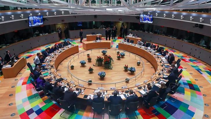 AB liderleri, Ukrayna için olağanüstü zirvede bir araya geliyor