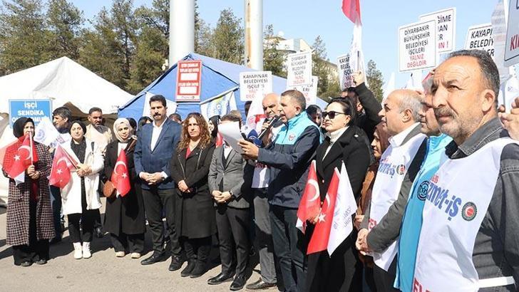 Diyarbakır'da işten çıkartılan belediye işçilerinin eyleminde 251'nci gün