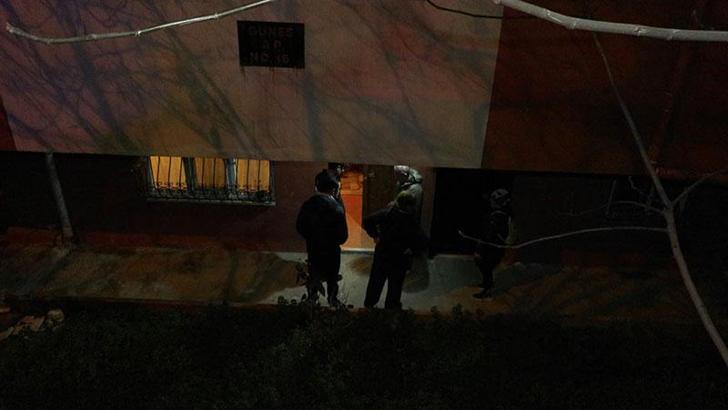 Maltepe’de emekli öğretmen evinde ölü bulundu