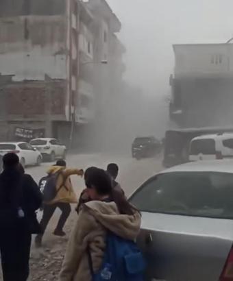 Yıkım esnasında toz önleme tedbiri almayan firmaya ceza