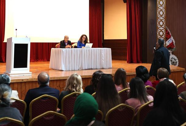 Yüreğir’de 'Söz sizde, kadın ve yaşam' söyleşisi