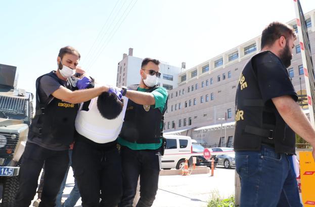 Eskişehir'de 5 kişiyi bıçaklayan sanığın davasında 'kapalı duruşma' kararı