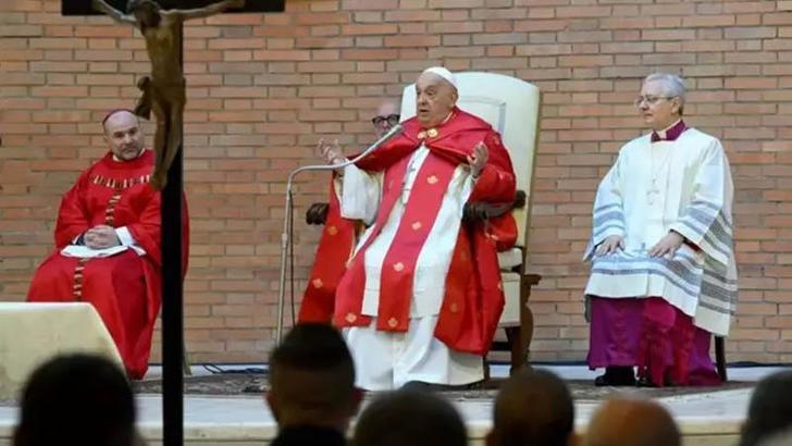 Vatikan'dan Papa'nın sağlık durumuna ilişkin yeni açıklama