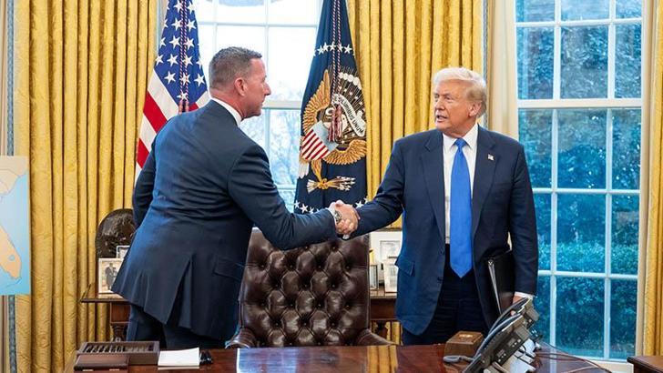 Suikast girişiminde Trump'ı koruyan Curran, ABD Gizli Servis Direktörü oldu