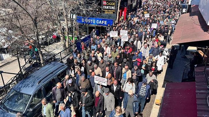 Tunceli’de Lazkiye'deki olaylara tepki yürüyüşü