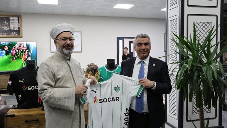 Diyanet İşleri Başkanı Ali Erbaş, Iğdır Spor'u ziyaret etti