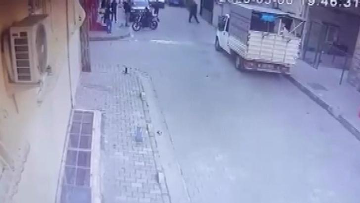 İstanbul - Bahçelievler'de 1 kişinin öldüğü 2 kişinin yaralandığı silahlı saldırı güvenlik kamerasında