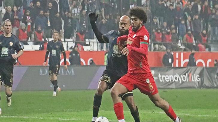 Motosiklet sürücüsünün yaralandığı kazada Amedsporlu futbolcu adli kontrolle serbest