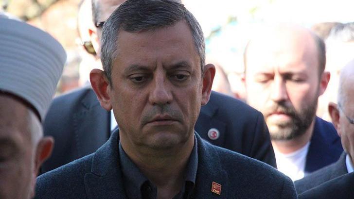 Özgür Özel, cenaze törenine katıldı