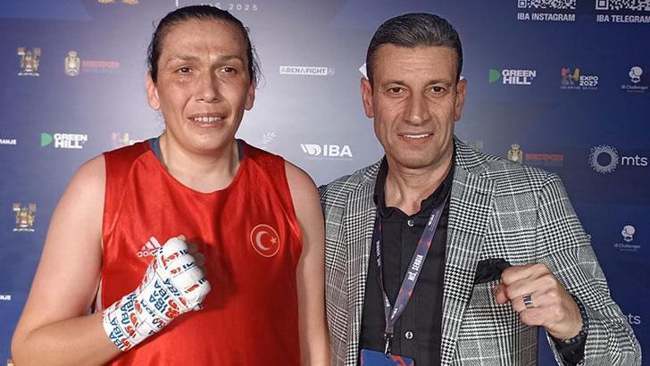 Elif Güneri, Kadınlar Dünya Boks Şampiyonası'nda bronz madalya kazandı