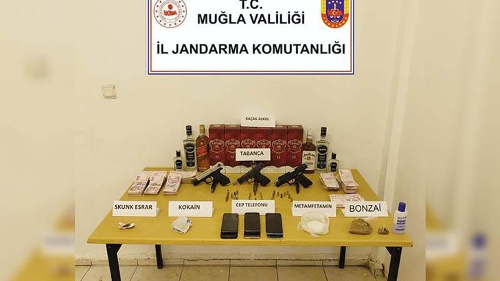 Bodrum’da 6 adrese uyuşturucu baskını; 2 tutuklama
