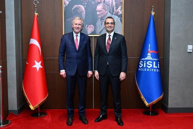 Eski Almanya Cumhurbaşkanı Wulff, Şişli Belediye Başkanı Şahan’ı ziyaret etti