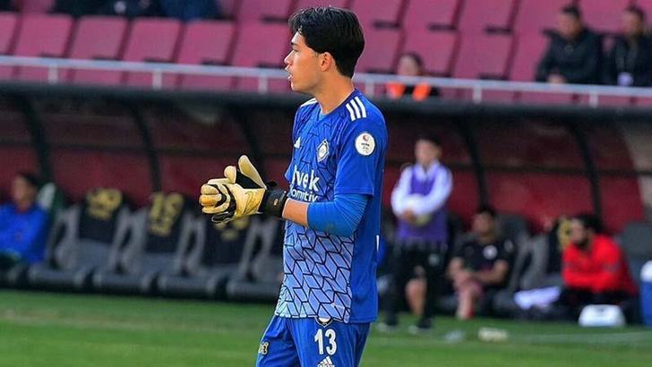 Altay'ın kalesi gole açık