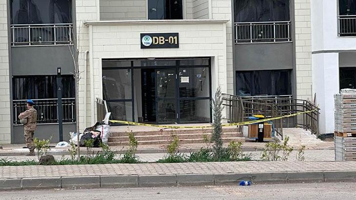 Dini nikahla birlikte yaşadığı kadının yeğenleri tarafından öldürüldü