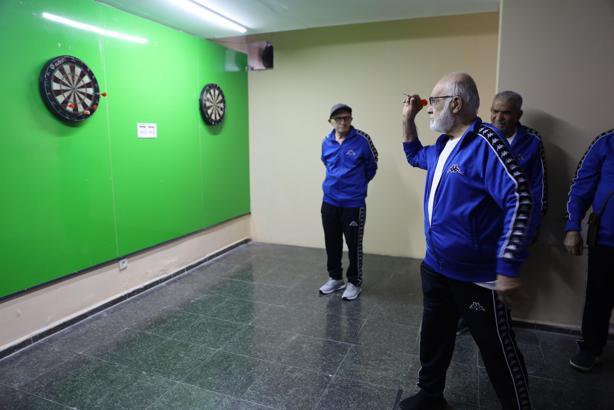 Huzurevi sakinleri Spor Festivali'nde gençlere taş çıkartmaya hazırlanıyor