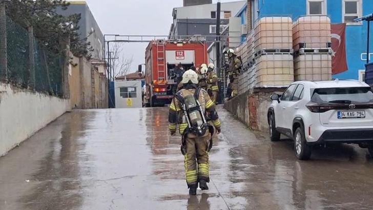 Tuzla'da kimyasal madde sızıntısı olan fabrikanın işçileri tedbir amaçlı tahliye edildi