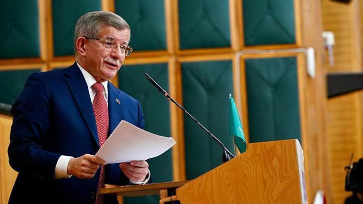 Davutoğlu: Diploma savaşlarının yapılıyor olması büyük rezalettir