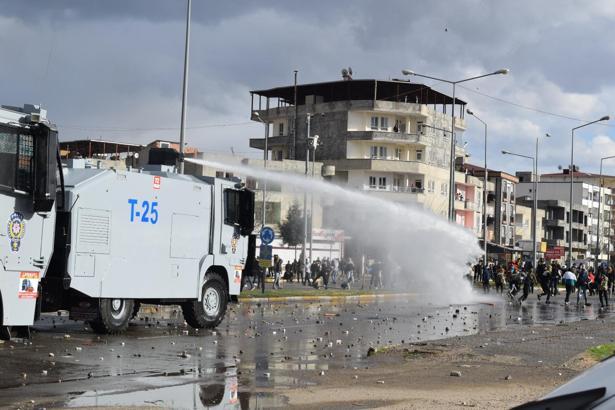 Batman ve Tunceli’de nevruz kutlandı (2)
