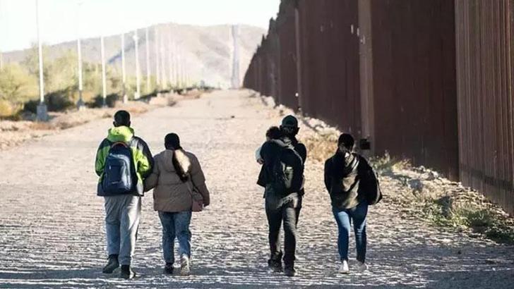 ABD'den sınır dışı edilen 199 Venezuelalı göçmen ülkesine ulaştı