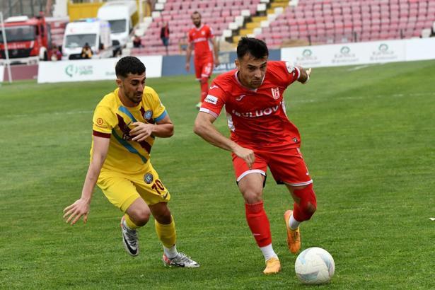Balıkesirspor - Beykoz İshaklıspor / Fotoğraflar