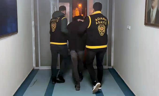 Kahvehanedeki 2 kişiden 1'ini 8 çeyrek altın alacağı için, diğerini kazayla öldürmüş