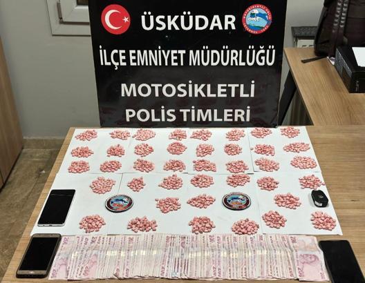 İstanbul- Üsküdar'da uyuşturucu sevkiyatı yaparken yakalanan şüpheli tutuklandı