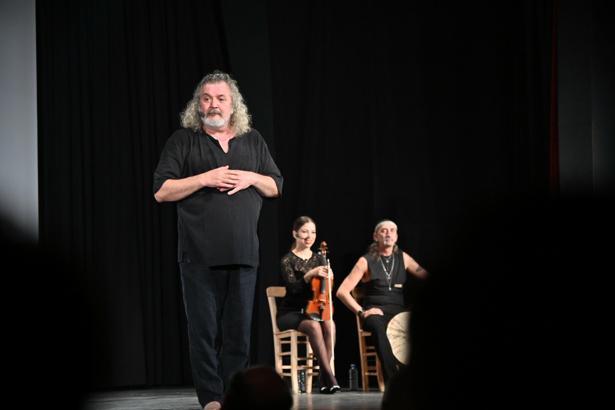 Manisa'da Dünya Tiyatrolar Günü coşkusu