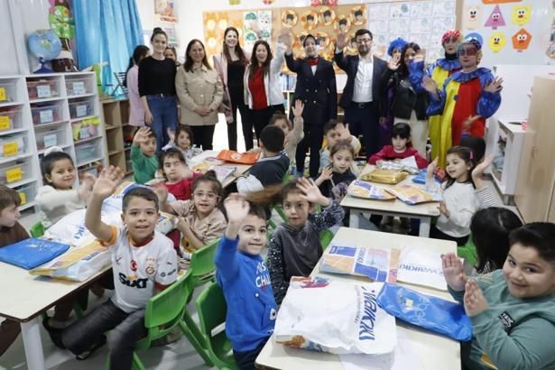 Pendik’ten Hatay’a iyilik köprüsü