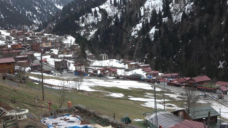 Bayram tatili uzadı, Ayder'e ilgi arttı