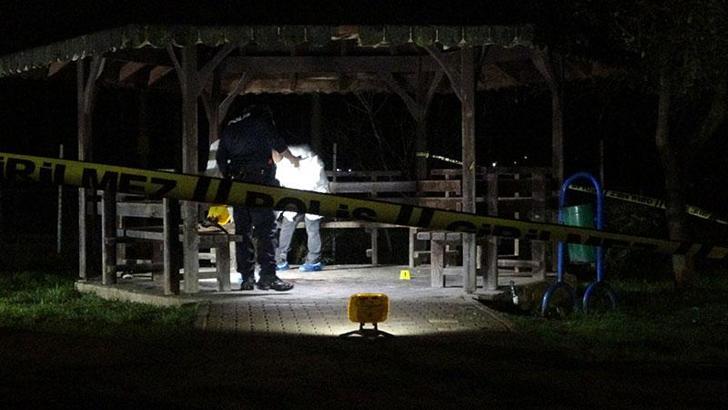 Parktaki tartışmada göğsünden vurularak ağır yaralandı