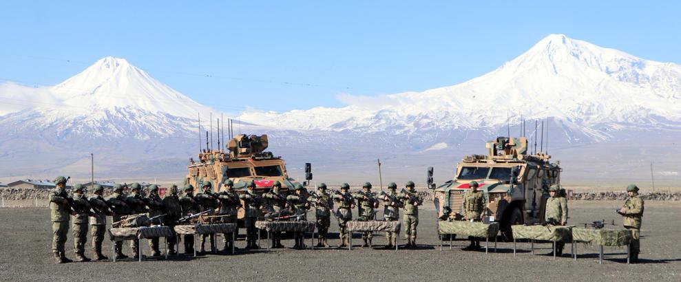 Hudut Kartalları, İran sınırında kuş uçurtmuyor