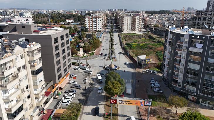 Tarsus’un kent girişi Büyükşehir’in dokunuşlarıyla daha güzel