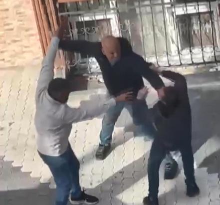 İstanbul - Arnavutköy'de kavga ettiği kişiye beyzbol sopasıyla saldırdı