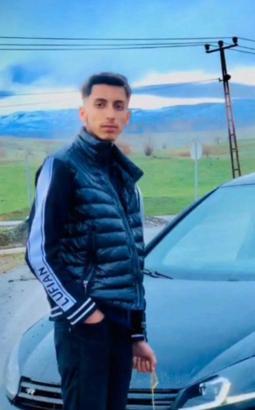 Otomobil, elektrik direğine çarptı; 17 yaşındaki Arda öldü, 3 yaralı/Ek fotoğraf