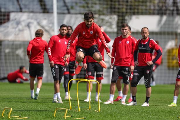 Samsunspor, Antalyaspor deplasmanı için hazırlıklarını sürdürüyor