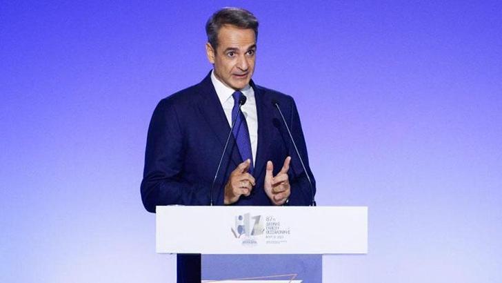 Yunanistan Başbakanı Miçotakis, yeni savunma programını açıkladı