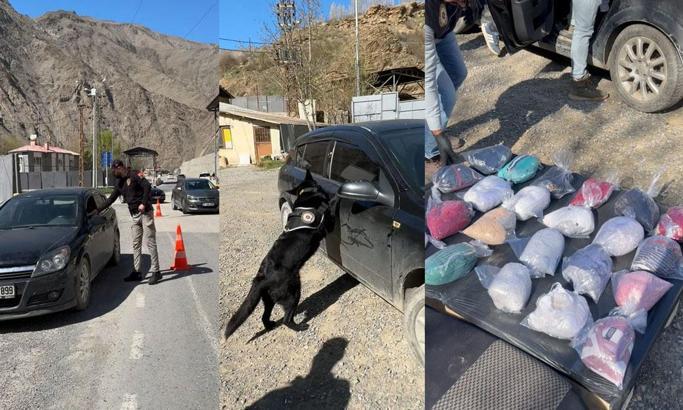 Otomobilin yakıt deposunda 21 kilo uyuşturucu ele geçirildi