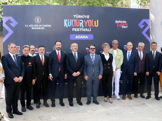 Türkiye Kültür Yolu Festivali, Adana'da başladı; karnaval coşkusu da yaşanıyor