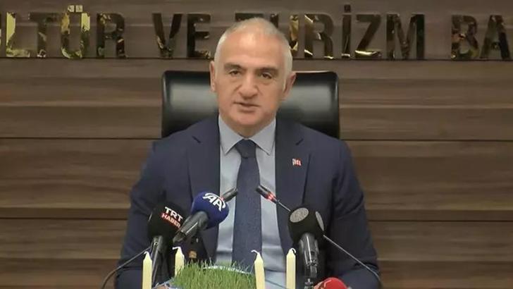 Bakan Ersoy: Cumhurbaşkanımıza yönelik 'cunta' ifadesi, son derece talihsiz bir söylemdir