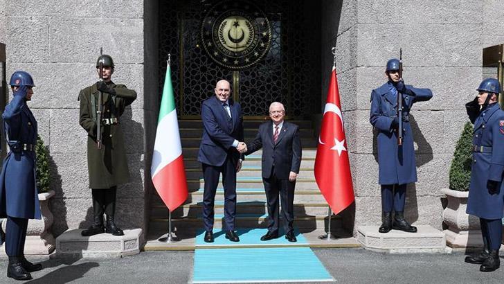Bakan Güler, İtalyan mevkidaşı Crosetto ile bir araya geldi