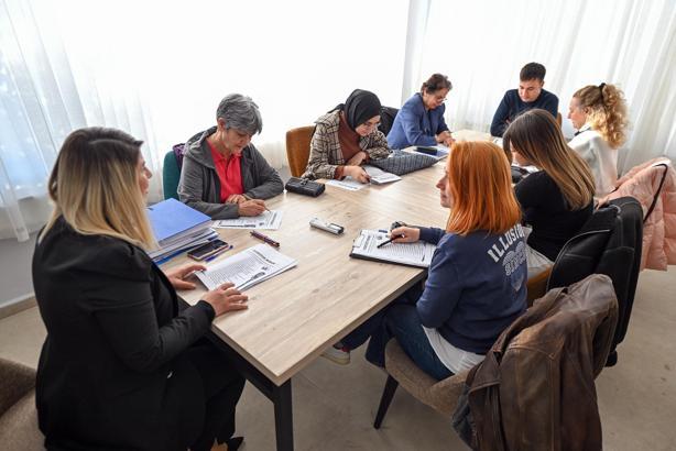 Anamurlu gençlere İngilizce desteği