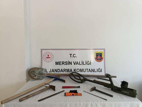 Define kazısına suçüstü