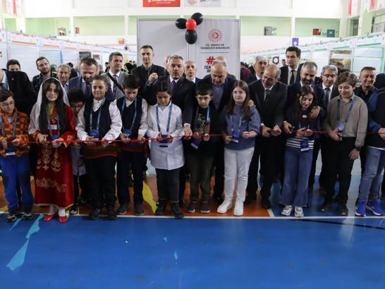 TÜBİTAK 19’uncu Orataokul Öğrencileri Araştırma Projeleri Bölge Yarışması başladı