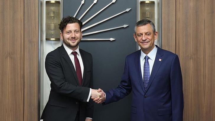 Özel, Almanya Yeşiller Partisi Eş Genel Başkanı Banaszak ile görüştü