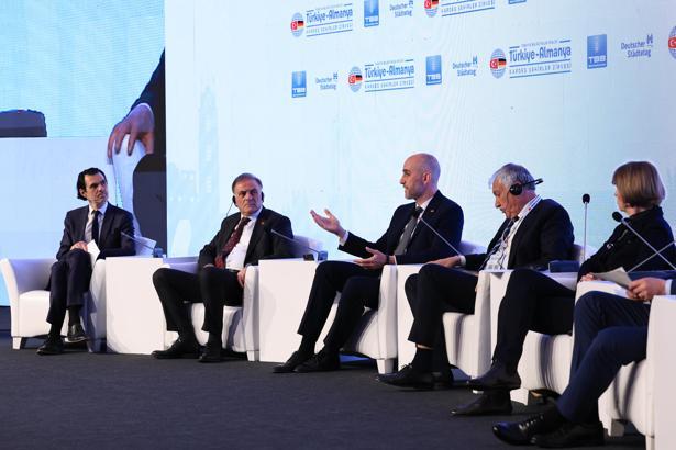 İstanbul- Türkiye- Almanya Kardeş Şehirler Zirvesi düzenlendi